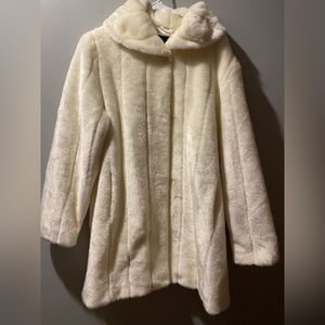 East 5th Trench Coat White